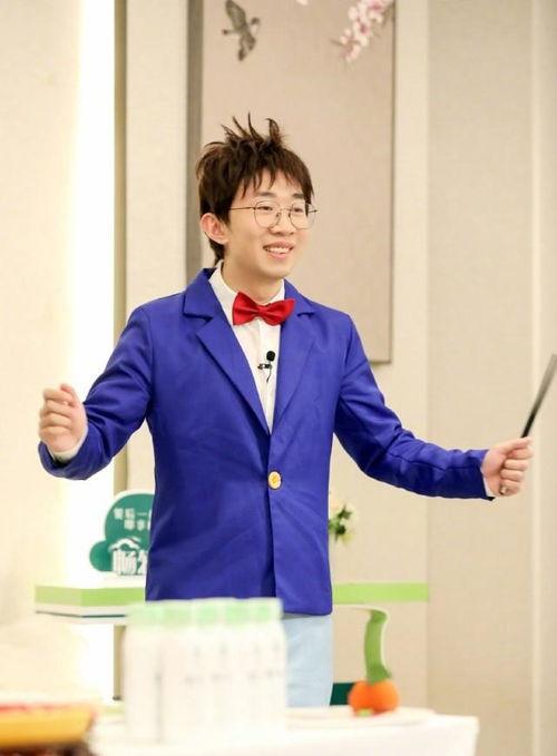 娱乐圈吃瓜杨迪是真的吗,杨迪真实身份揭秘？  第1张